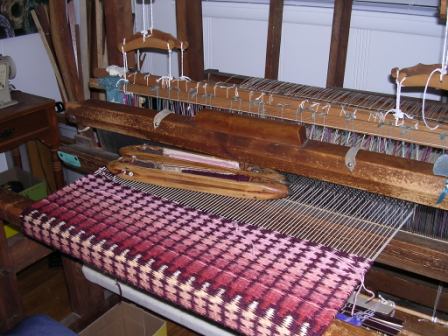 weaving on loom 